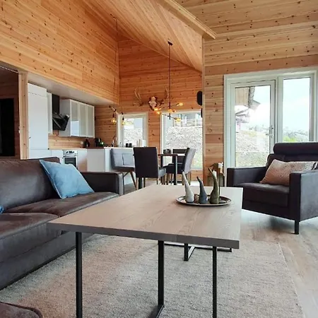 With Panoramic Views In Vrådal