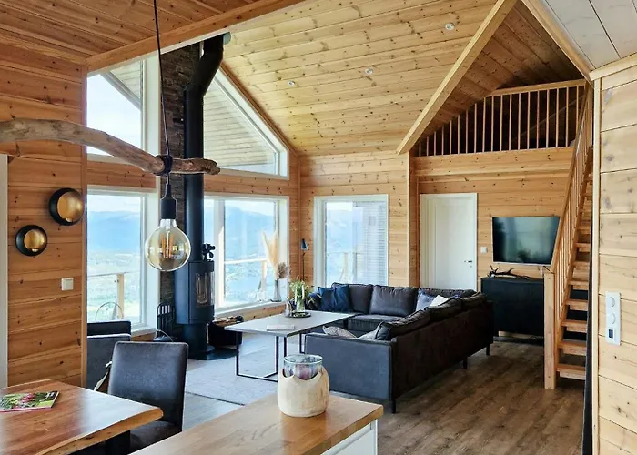 With Panoramic Views In Holiday home Vradal