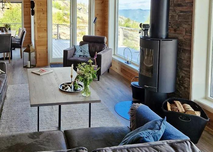 With Panoramic Views In * Vradal